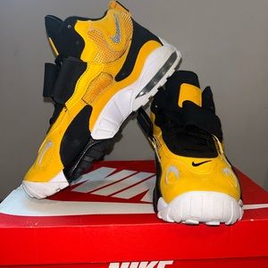 Air Max Speed Turf (Black + Yellow)